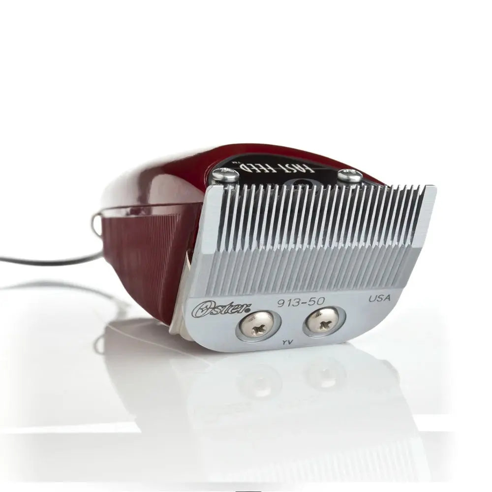 "Close-up of Oster Fast Feed Clipper showcasing its whisper-quiet pivot motor"