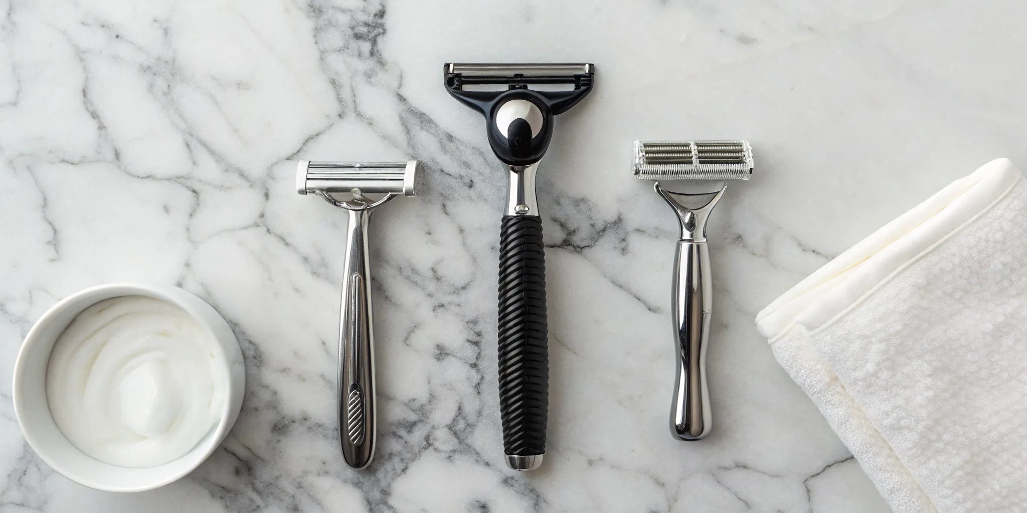 Comparing different types of razor blade shavers for the perfect shave.