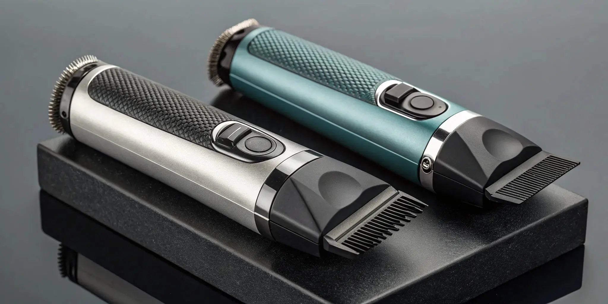 Vector vs magnetic motor clippers in a side-by-side comparison.