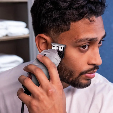 Andis T-Outliner Trimmer – Professional Magnetic Corded Trimmer Andis
