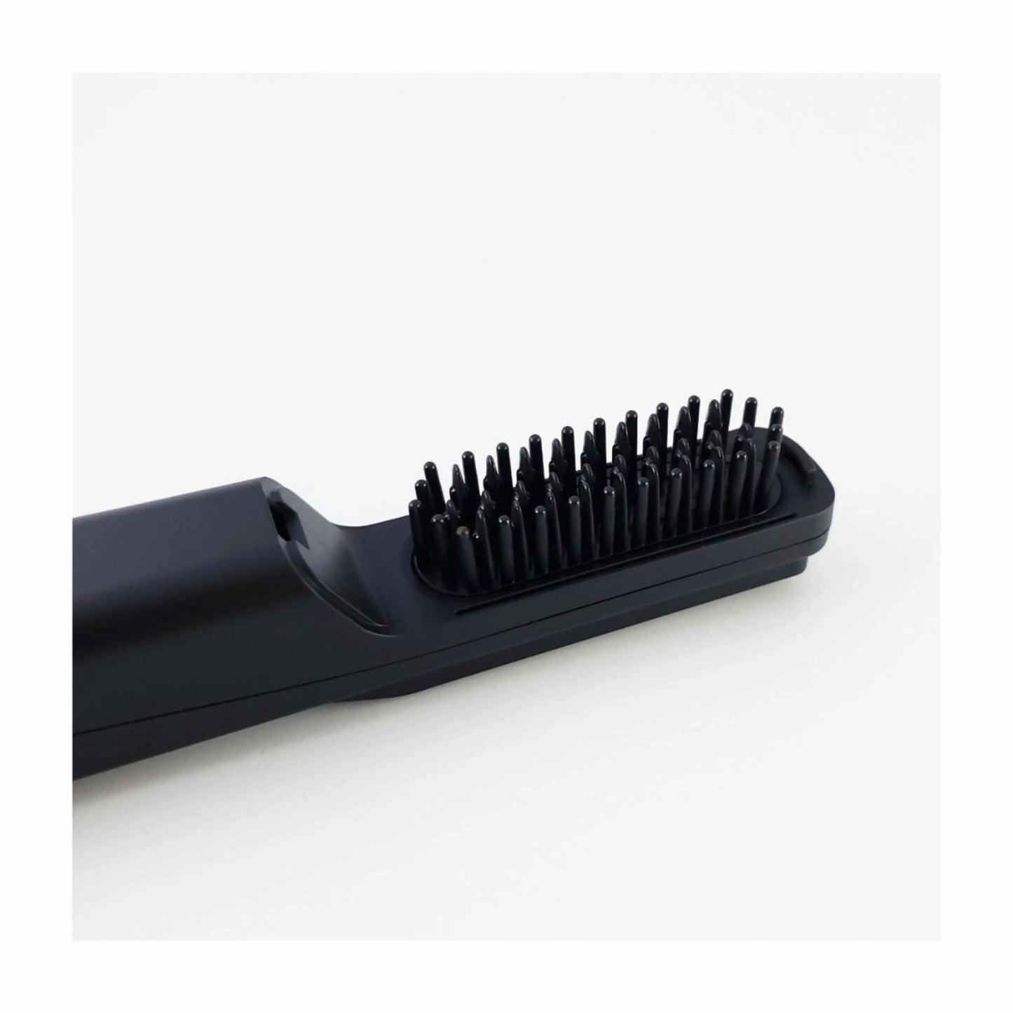 StyleCraft Heat Stroke Wireless Hot Brush Matte Black Black hairbrush on a white background